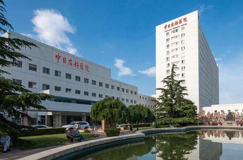 任冲医生川字纹切除怎么样？手法独特、适合人群多、维持时间长…插图2