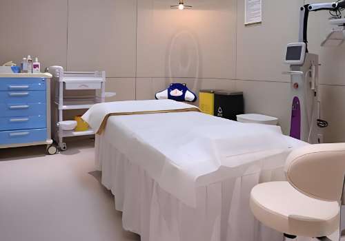 深圳脂肪填充何君君怎么样？医生实力技术分析插图2