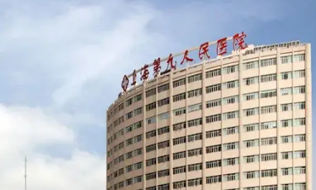 上海九院曹卫刚瘢痕凹陷脂肪填充怎么样？医生简介及案例插图