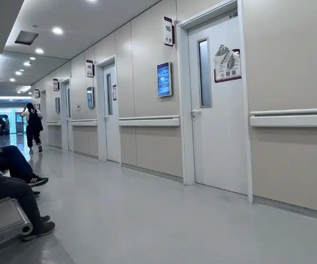 上海九院余力医生乳房整形技术如何？医生资历及项目价格参考插图1