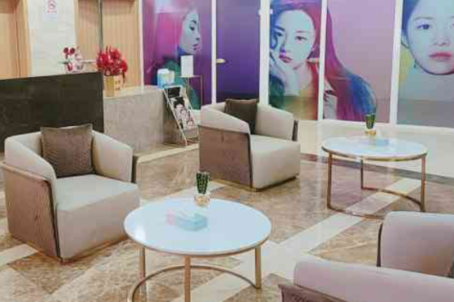 武汉仁爱时光医疗美容门诊部玻尿酸丰唇比较好的医生推荐插图