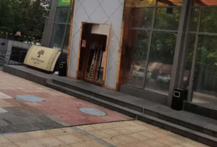 北京京韩整形吸脂术后皮肤松弛怎么办？王驰主任技术稳，附修复案例插图2