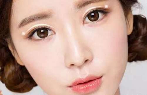 游晓波双眼皮建议去吗?技术怎么样?手术风格展示插图1 游晓波双眼皮建议去吗?技术怎么样?手术风格展示插图1