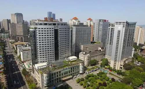 重庆医科大学附属第一医院贺光照抽脂技术怎么样?需要多少钱?术后90天案例分析插图 重庆医科大学附属第一医院贺光照抽脂技术怎么样?需要多少钱?术后90天案例分析插图