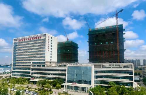 北大人民医院青岛分院整形科专家 | 预约挂号全攻略 | 价格表插图1