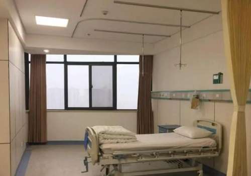 沂水中心医院美容科陈龙文怎么样?技术点评+双眼皮案例分析插图2 沂水中心医院美容科陈龙文怎么样?技术点评+双眼皮案例分析插图2