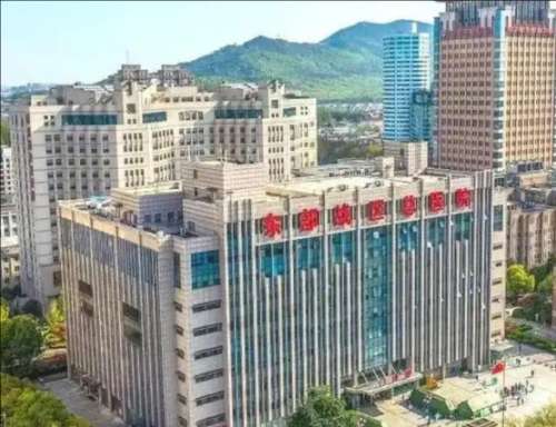 南京军区医院崔磊医生鼻整形案例分析插图 南京军区医院崔磊医生鼻整形案例分析插图