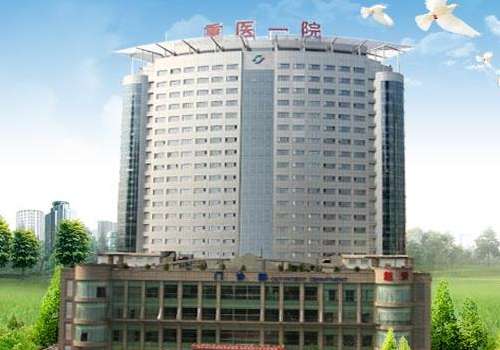 重庆申霄做双眼皮怎么样？精湛，探寻他精细化、高自然度的眼部塑造艺术插图4
