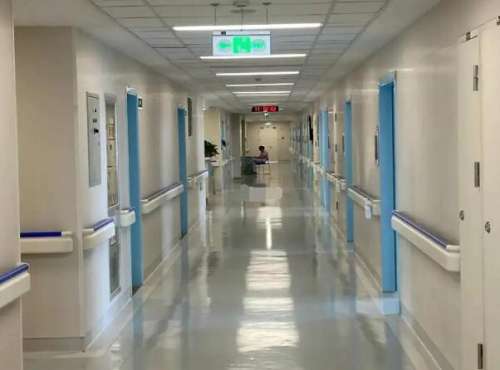 西京医院张兆祥做双眼皮怎么样?大概价格是多少?附案例分析插图1