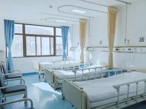 洛阳市中心医院李明鸣怎么样?整形技术点评+隆鼻案例分析插图2