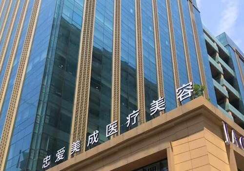 杨忠医生隆鼻怎么样?三大技术亮点解析:技术+个性化+精细化操作插图1 杨忠医生隆鼻怎么样?三大技术亮点解析:技术+个性化+精细化操作插图1