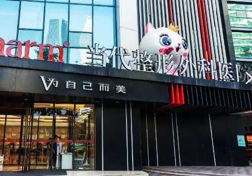 王旭明医生和姜宇禄谁厉害?各有特色,隆鼻领域与口碑风格深度对比插图3 王旭明医生和姜宇禄谁厉害?各有特色,隆鼻领域与口碑风格深度对比插图3