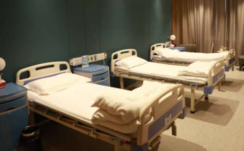 重医大附一院超皮秒激光怎么样?费用标准?案例分析插图1 重医大附一院超皮秒激光怎么样?费用标准?案例分析插图1