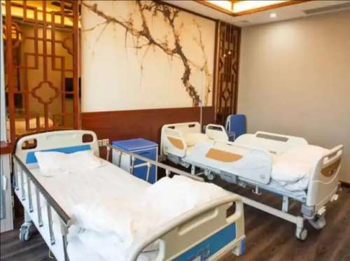 宿迁鼓楼医院王雪山医院医生口碑怎么样?个人资料+隆胸案例分析插图2 宿迁鼓楼医院王雪山医院医生口碑怎么样?个人资料+隆胸案例分析插图2