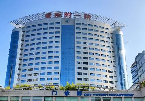 贺光照双眼皮怎么样？技术精湛，坐诊重医大附一院，深度评测来袭插图4