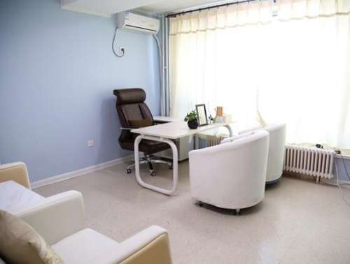 冯立哲美容医师怎么样?专业性强吗?技术优势介绍+拉皮案例分析插图2 冯立哲美容医师怎么样?专业性强吗?技术优势介绍+拉皮案例分析插图2