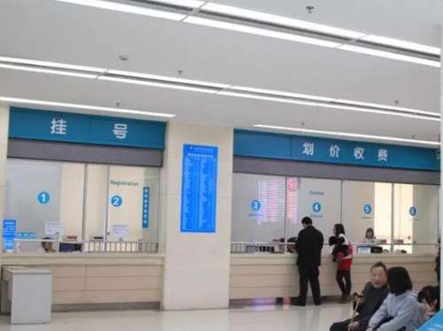 宋华敬拉皮手术怎么样?在哪里坐诊?个人简介+真实案例分析插图1