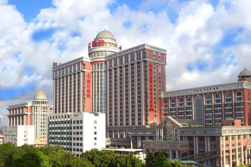 广州珠江医院整形科价格表，内含埋线双眼皮、假体隆胸等价格收费情况插图1