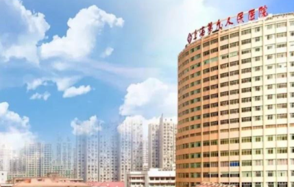 张勇做整形手术咋样？擅长颅颌面创伤、畸形整复、唇腭裂修复，修复能力强！插图1