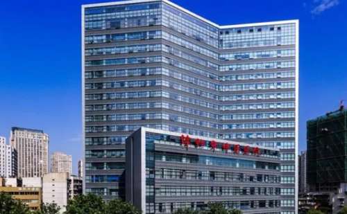 绵阳市中医院赵平武产后妊娠纹手术案例欣赏|技术级别怎么样?价格明细插图