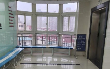 张余光做整形手术咋样？擅长眼鼻整形、面部年轻化、除皱，风格自然_修复能力强！插图2