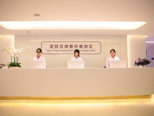 长沙美莱刘欢怎么样?医生医生信息+双眼皮手术案例分析插图2 长沙美莱刘欢怎么样?医生医生信息+双眼皮手术案例分析插图2