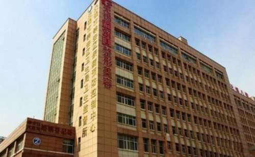 无锡皮肤美容做的比较好的医生插图1