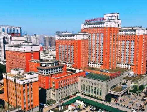 湘雅方柏荣与范鹏举哪个好?医生技术实力比拼插图2 湘雅方柏荣与范鹏举哪个好?医生技术实力比拼插图2