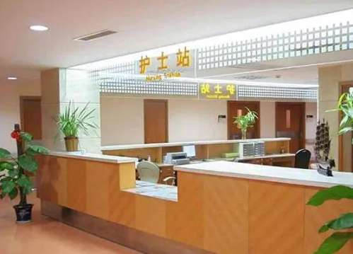 杨军修复眼角多少钱?技术优势点评、坐诊医院、价格表插图2