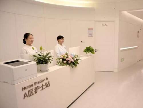郑永生教授是哪家医院?医生介绍|擅长项目|双眼皮修复案例插图2 郑永生教授是哪家医院?医生介绍|擅长项目|双眼皮修复案例插图2