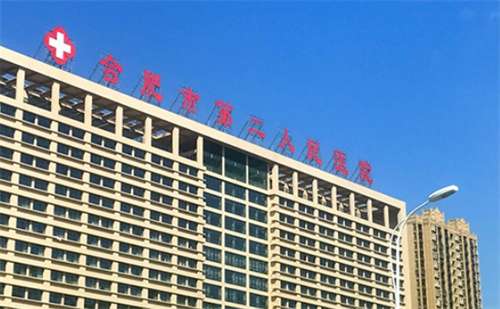 合肥自体脂肪隆胸贵吗？价格解析与手术前后护理策略插图2