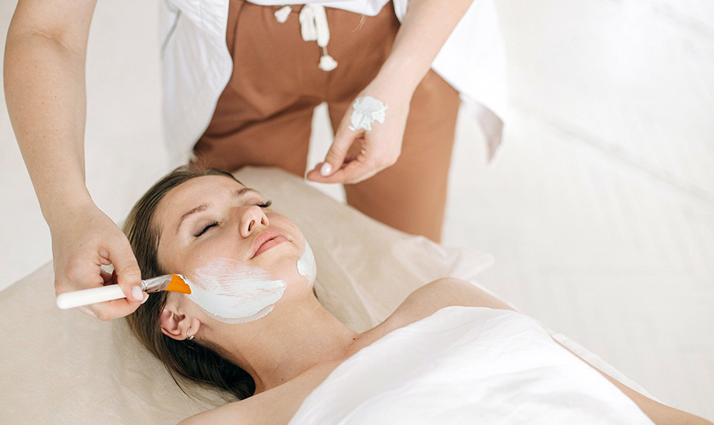 整形科医生的真心话：脂肪隆胸好还是假体隆胸好，其实答案没那么“统一”