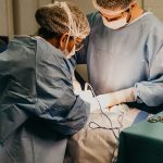 做一次隆胸多少钱？