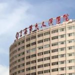 上海植发医生推荐 · 实力派医生盘点，面诊建议与收费参考