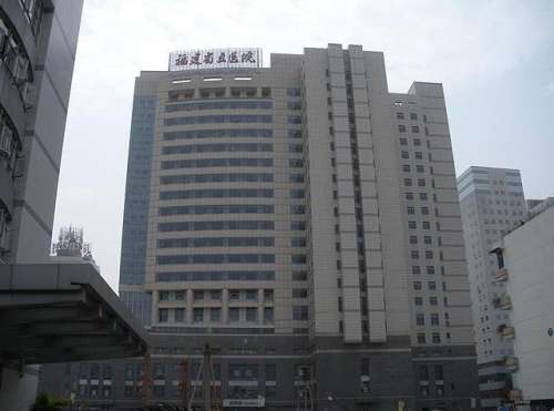 福建省立医院杨宇医生擅长什么？双眼皮、鼻唇畸形的整形修复、腋臭微创手术…