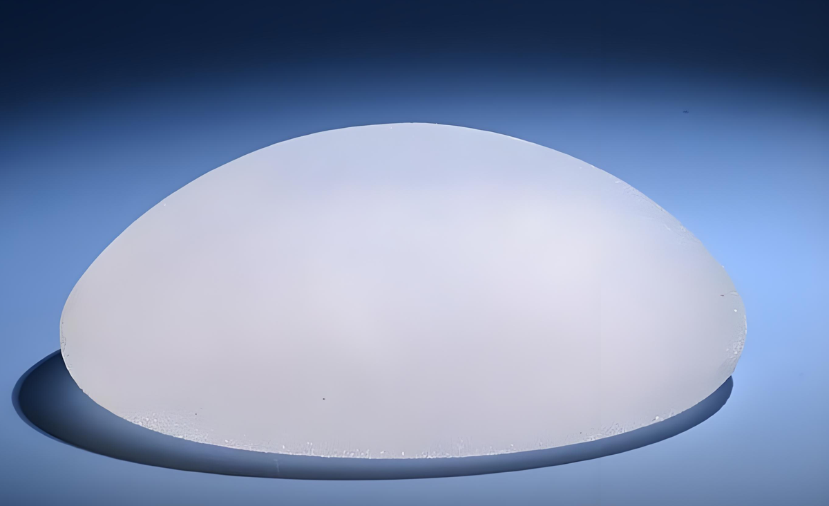 妙桃假体隆胸：安全自然的美丽选择|妙桃假体隆胸手术的优缺点及恢复期全解析