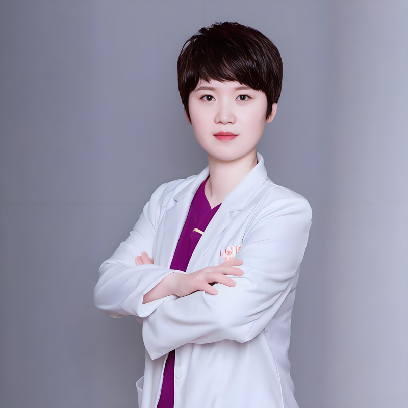 马昕