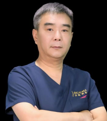北京隆胸医生王威怎么样？医生过往隆胸案例曝光