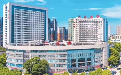 武汉市黄陂区人民医院蓝超去眼角细纹技术怎么样?价格标准