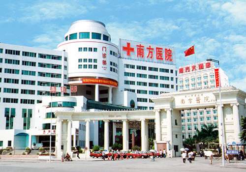 广州冯传波去眼袋口碑怎么样?方法多元化、技术审美在线