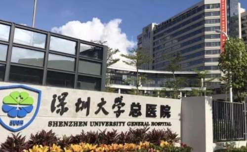 深圳大学总医院曹军牙齿不齐矫正真实案例分析