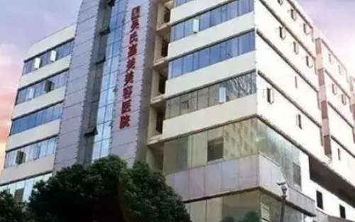 2026昆明吴氏嘉美美容医院价格表|坐诊医生：庄蔚强隆鼻2万元起