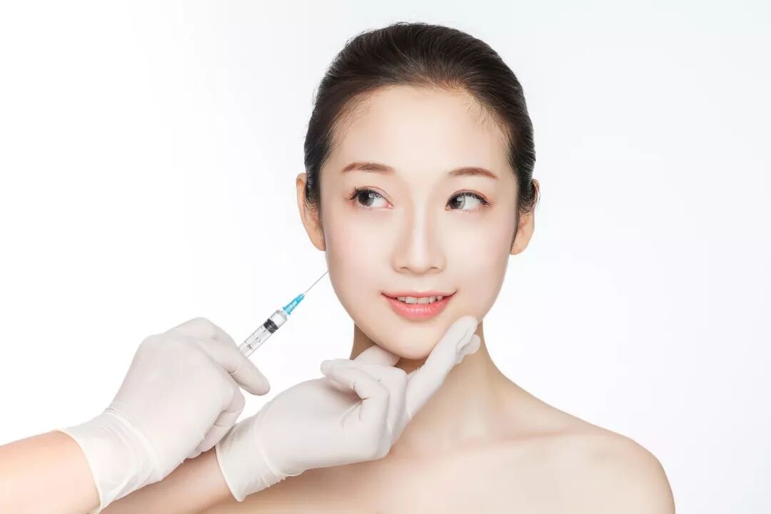 打注射瘦脸的优势有哪些？这九类人群要止步注射瘦脸美容
