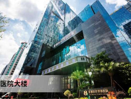 金孝宪鼻部案例，鼻梁也要比手术前高挺了很多